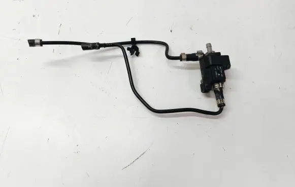Porsche Macan (95B) Turbo solenoid valve 7PP906046