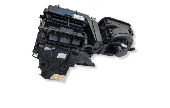 Volkswagen Polo V 6R Heater fan/blower 6R1820003AA
