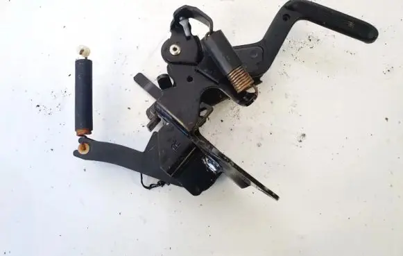 Toyota Avensis T220 Seat back rest lock catch 