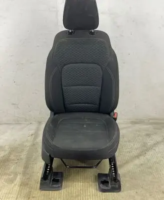 Ford Kuga III Front passenger seat 