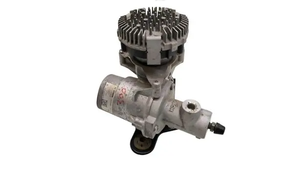 Volkswagen Golf VII Master brake cylinder 5QE614307D 20151006 0132018016