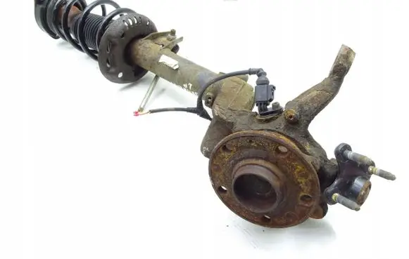 Volkswagen Jetta VI Front wheel hub spindle knuckle 5C0255
