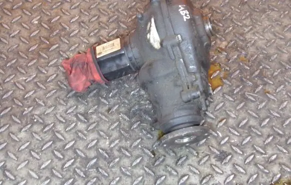 BMW X3 E83 Front differential 7524045 DYFER