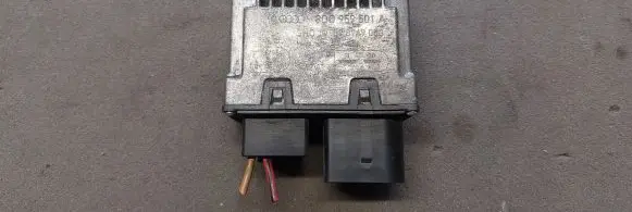Coolant fan relay