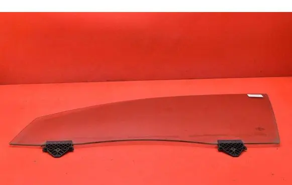 Audi A8 S8 D3 4E Front door window glass four-door 