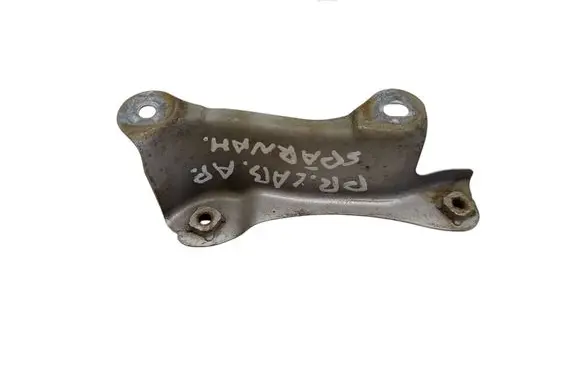 Lexus IS 220D-250-350 Front splash guards bracket 