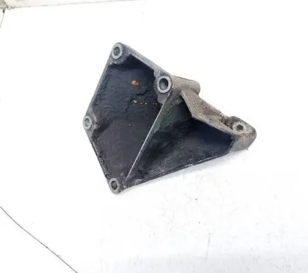 Audi A6 S6 C5 4B Engine mounting bracket 4b01993070