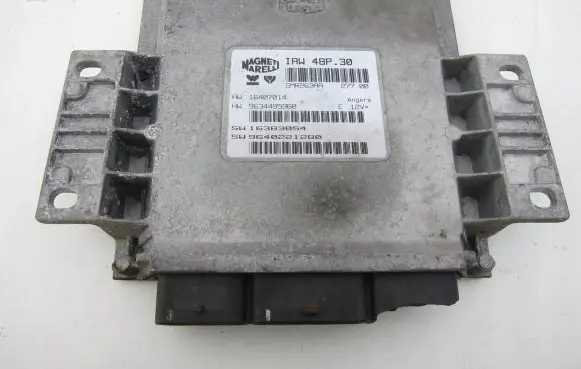Peugeot 406 Engine control unit/module 9640221280 9634495980