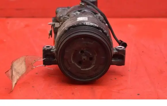 BMW 1 E81 E87 Air conditioning (A/C) compressor (pump) 6987766