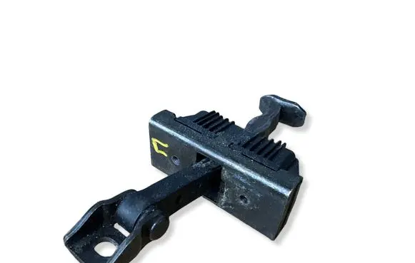 BMW 3 E46 Front door check strap stopper 8265545