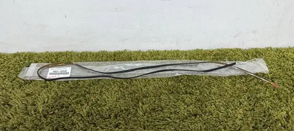 Toyota RAV 4 (XA40) Seal rubber (tailgate) 76821-42030