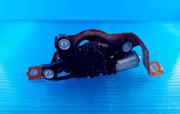 Ford Fiesta Rear window wiper motor 0390201215