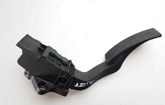 Mercedes-Benz A W176 Accelerator throttle pedal A2463001804