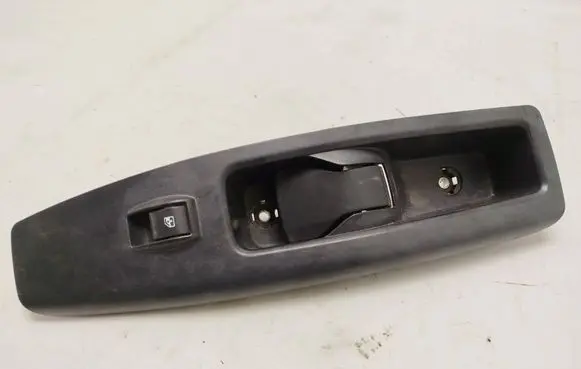 Opel Combo D Front door interior handle 735484916