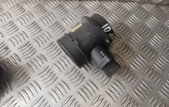 Audi A4 S4 B5 8D Mass air flow meter 0280218032 0986280210
