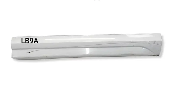 Audi Q3 8U Front door trim (molding) 8U0853960