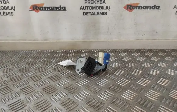 Toyota Prius Prime Aerial antenna amplifier 863B047030