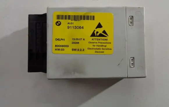 BMW 5 E60 E61 Center console control module 9113064