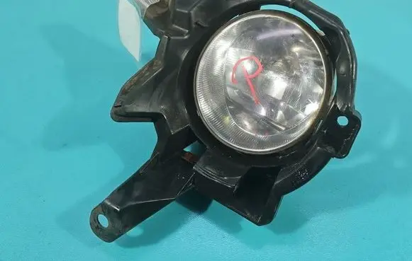 Toyota RAV 4 (XA40) Front fog light IMPRK1562462