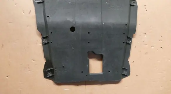 Dacia Sandero Engine splash shield/under tray 758902428R