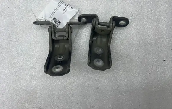Front door hinge set
