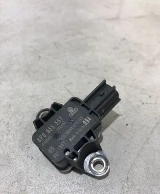 Audi A4 S4 B7 8E 8H Airbag deployment crash/impact sensor 8P0955557