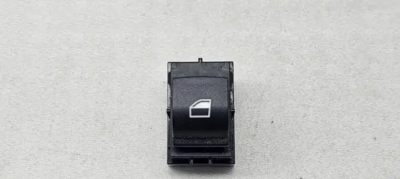 BMW 1 F20 F21 Electric window control switch 9208107 260413 L2A01405