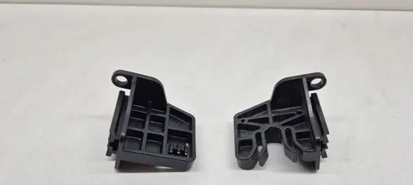 Land Rover Range Rover L460 Type LK Radiator mount bracket 