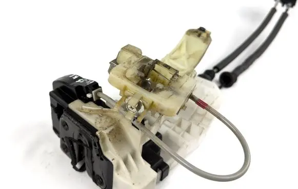 Hyundai ix 55 Rear door lock 