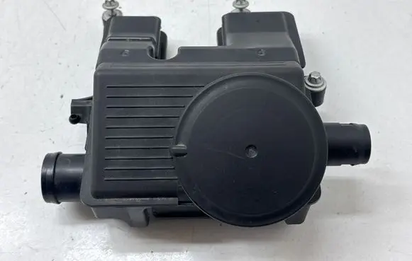 Porsche Panamera (970) Oil breather separator 94810713522
