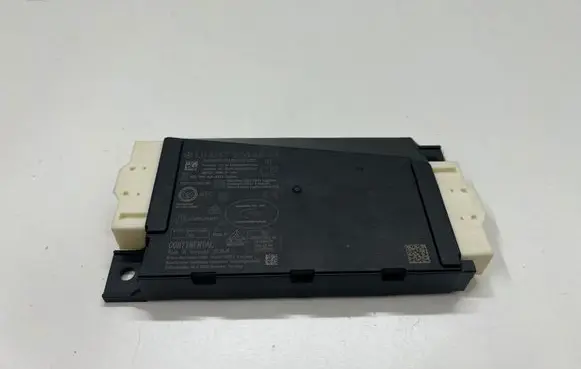 Mercedes-Benz EQB Start/Stop control module A1679006535
