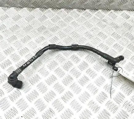 Volvo V60 Engine coolant pipe/hose 32138984