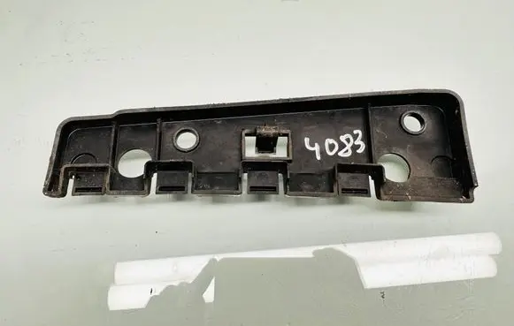 Volvo V60 Fender mounting bracket 31448917