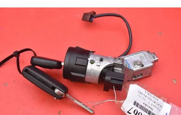 Citroen C3 Ignition lock N0502455