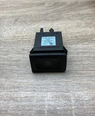 Volkswagen Golf IV Windscreen/window heater switch 1J0959621C