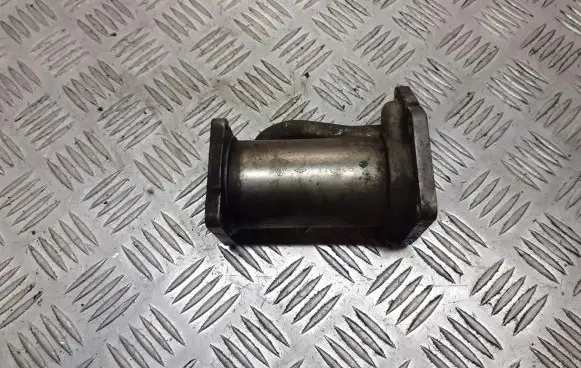 Nissan Note (E11) EGR valve cooler bracket 8200545260