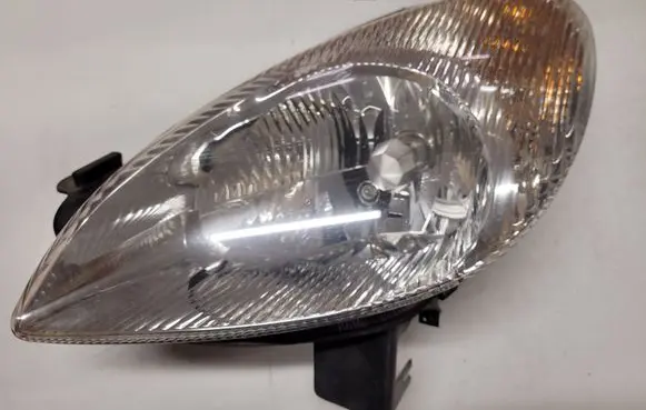 Citroen Xsara Picasso Headlight/headlamp 9631495180 89300190