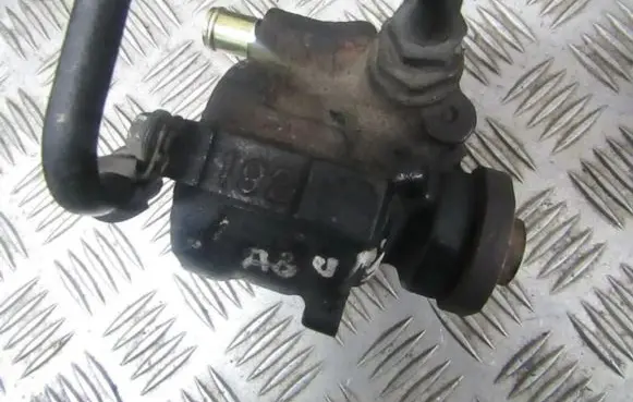 Renault Laguna I Power steering pump 7700823735f 7700823794b