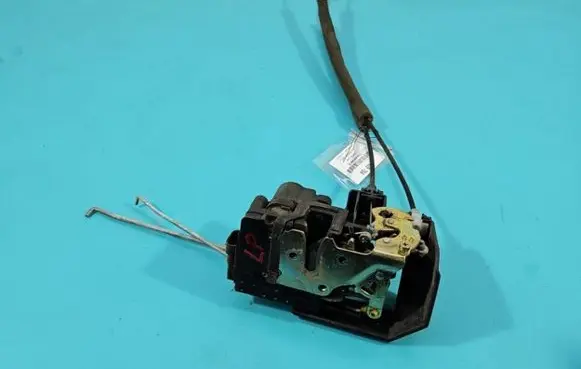 Chevrolet Epica Front door lock IMPRK1426784