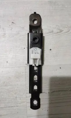 Mitsubishi ASX Seat belt height adjuster D101