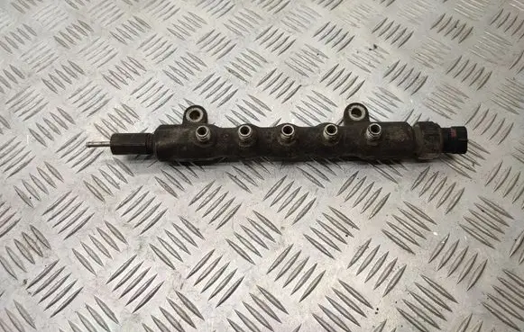 Toyota Auris 150 Fuel main line pipe 8945871010