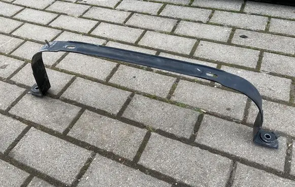 Audi A6 S6 C7 4G Fuel tank mounting bracket 4G0201654A