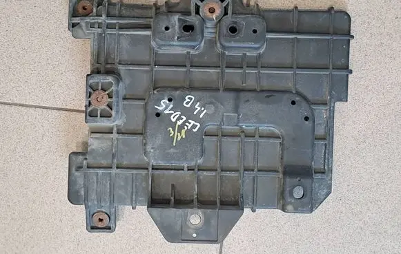 KIA Ceed Battery tray 37150-A2000