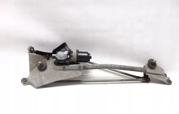 Infiniti FX Front wiper linkage and motor