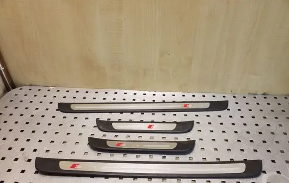 Audi A6 S6 C7 4G Other sill/pillar trim element 4G0853373B 4G0853375B 4G0853376B