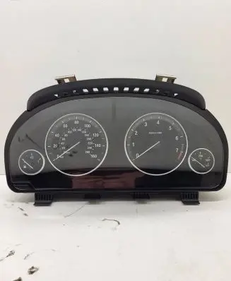 BMW 5 F10 F11 Speedometer (instrument cluster) 9249343 528494 65244131