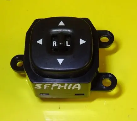 KIA Sephia Wing mirror switch 46448A1000