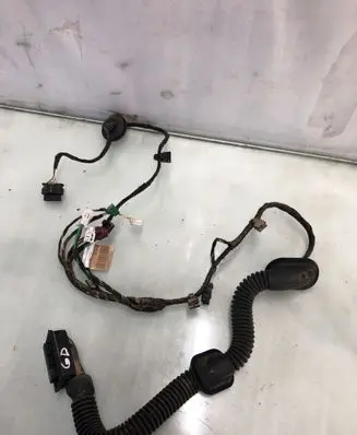 Mercedes-Benz EQA Rear door wiring loom A2475401410