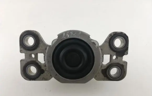 Land Rover Evoque I Engine mounting bracket BJ327M121AC KL3643