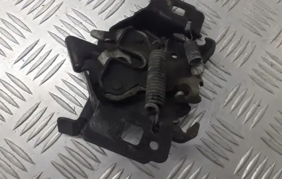 Ford Focus Engine bonnet/hood lock/catch